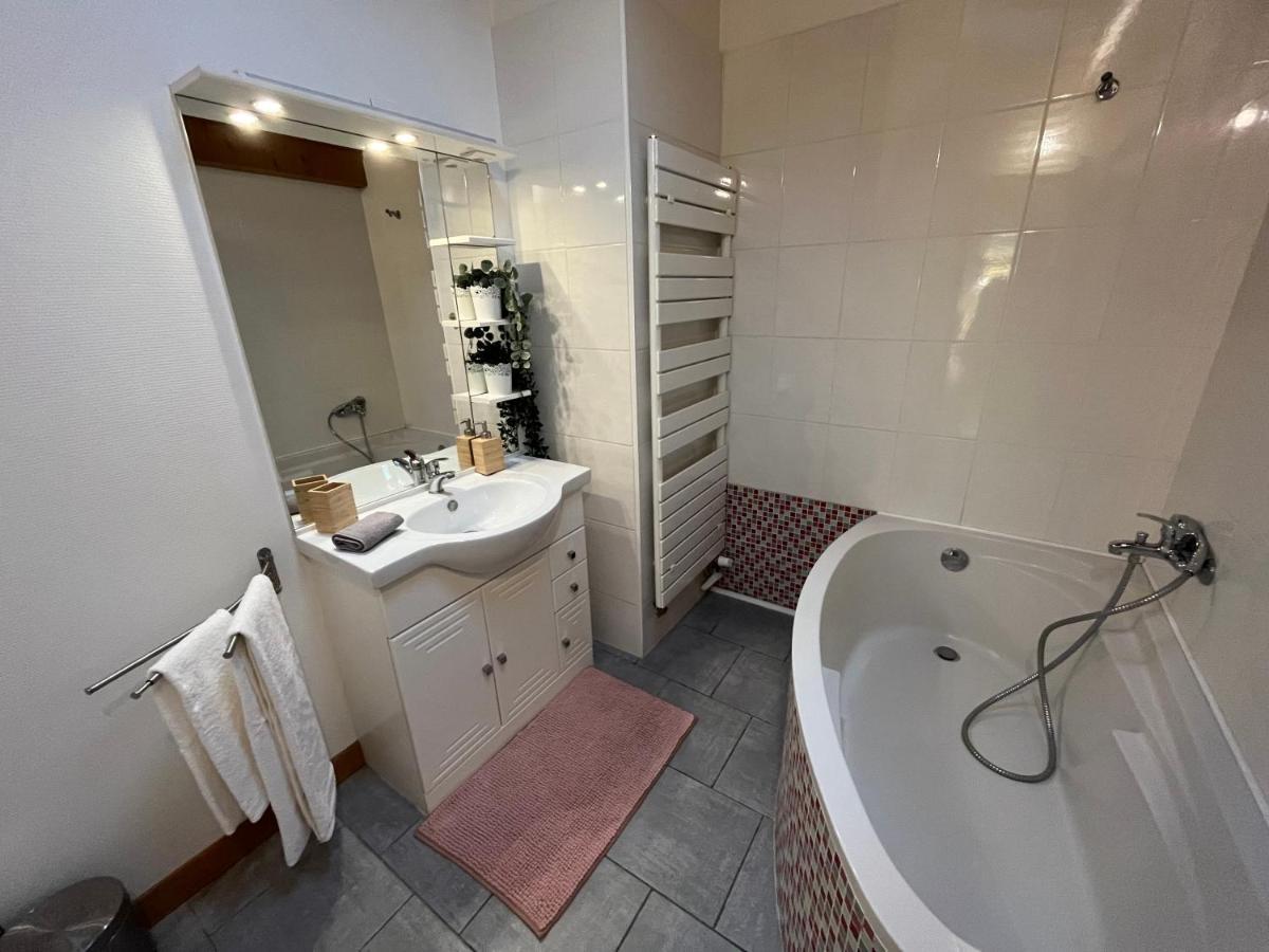 Apartamento Le Caladois Villefranche-sur-Saône Exterior foto